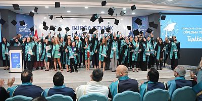 BTÜ Lisansüstü’nde Mezuniyet Gururu