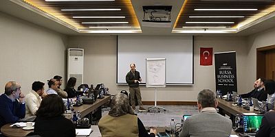 Bursa Business School’dan İş Dünyası için Yapay Zeka ile Verimlilik Eğitimi