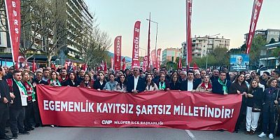 Bursa'da Binlerce Kişi Bozbey'e Destek İçin Yürüdü