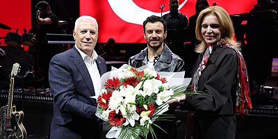 Bursa'da Buray'la 'Cumhuriyet' Coşkusu
