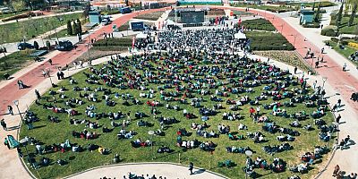 Bursa'da Dev Ekranda Bursaspor Coşkusu!