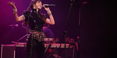 Bursa’da Gaye Su Akyol İle Müzik Dolu Gece