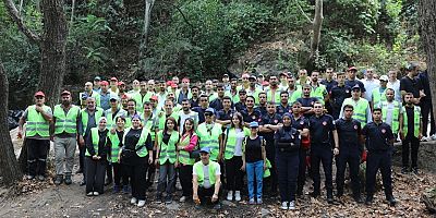 Bursa'da Temizlik Harekatı Sürüyor