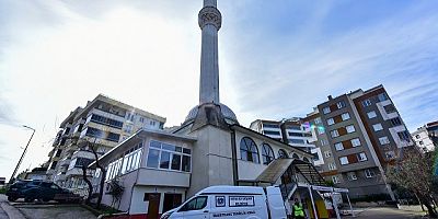 Bursa’daki Camilerde Ramazan Temizliği