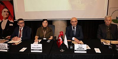 “Bursa’nın Yedi Yüzü” Sempozyumu Kentin Tarihine Işık Tuttu