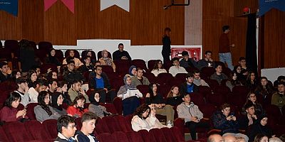 BUÜ’de Geleceğin Teknolojisi Konuşuldu