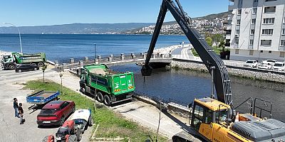 Büyükşehir’den Karsak Deresi’nde Kapsamlı Temizlik