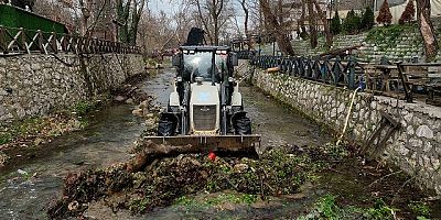 Büyükşehir'den Misi'de Dere ve Çevre Temizliği