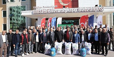 Büyükşehir ile Tarlalar Bereketleniyor