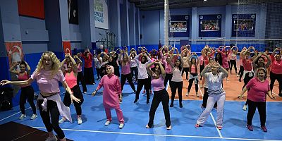 Büyükşehir, Kadınları Sporla Buluşturuyor