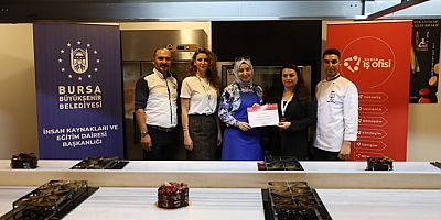 Büyükşehirden Kadınlara Altın Bilezik