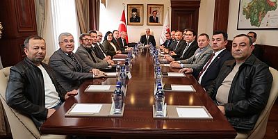 CHP Bursa İl Başkanı Nihat Yeşiltaş : Türkiye Cumhuriyeti Bir Parti Devleti Değildir Hiçbir Zaman da Olmayacaktır 