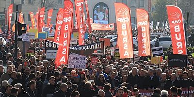 CHP Bursa ve Halk Dayanışması'ndan Görkemli Miting