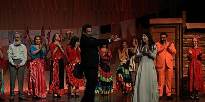 “Deli Ayten” Efsanesi Yeniden Sahnede