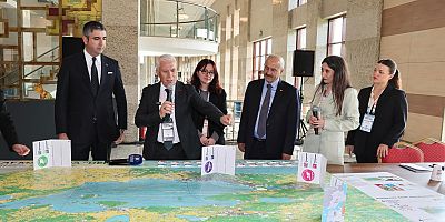 Denizden Çıkan Atıklar Marmara Forum’da Sergilendi