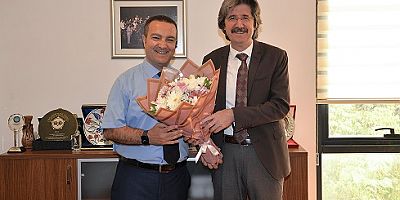 Devlet Konservatuvarında Bayrak Değişimi