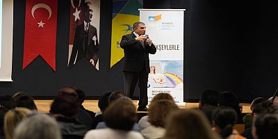 Dökmen'den Aile İçi İletişime Dair Mesajlar