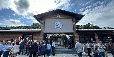 Fındıklı Belediyesi’nden Yeni Bir Sosyal Tesis: Volkan Konak Kitap Kafe Açıldı