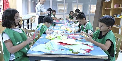 Geleceğin Tasarımcıları BUTGEM Yaz Kurslarında Yeteneklerini Keşfetti