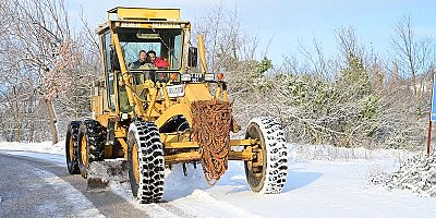 Gemlik Belediyesi’nden Yüksek Kesimlerde Karla Mücadele