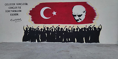 Gemlik'te Bir Atıl Duvar Daha Sanatla Güzelleşti 