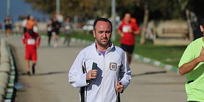 Gemlik'te Cumhuriyet'in 102. Yılına Yakışan Cumhuriyet Koşusu