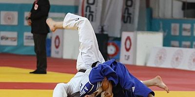 Gemlik'te Judodan Şampiyonlar Çıkmaya Devam Ediyor