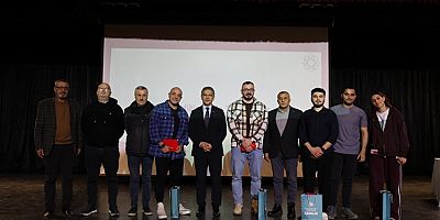 Gemlik’te Sporcu Sağlığı ve Bilinçli Antrenman Masaya Yatırıldı