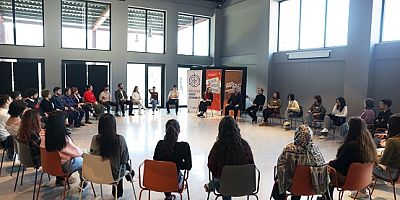 Gençler Nilüfer’de “ İfade Özgürlüğünü” Konuştu