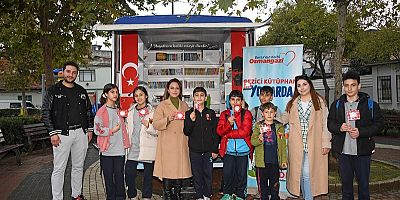 Gezici Kütüphaneden Çocuklara Özel Bayram Turu