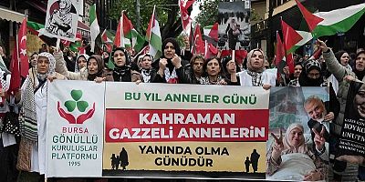 İsrail Zulmüne Karşı Direnen Kadınlara Destek Yürüyüşü