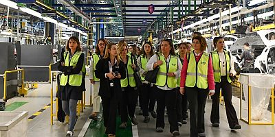 Kadının Güçlenmesi Bursa Platformu Üyeleri, OYAK RENAULT’da Buluştu