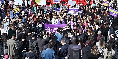 Kadınlar, Düşledikleri Dünyayı Birlikte Kurmak İçin Yürüdü