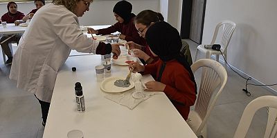 Karacabey Belediyesi’nden öğrencilere Sanat Desteği
