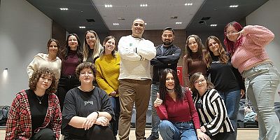 Karacabey Belediyesi'nden Tiyatroya Büyük Destek