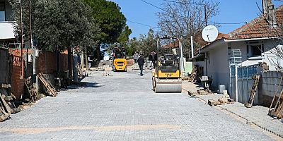 Karacabey’de 18 Kırsal Mahalleye Parke Taşlı Yol