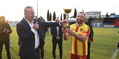 Karacabey'de Futbol Şöleni