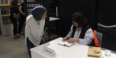 Latife Tekin Nilüfer’de Okurlarıyla Buluştu