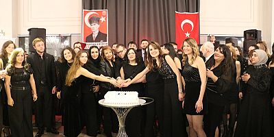 Mimarlar Geleneksel Baloda Buluştu