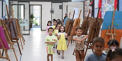 Minik Öğrencilerin Osmangazi’de Karne Heyecanı