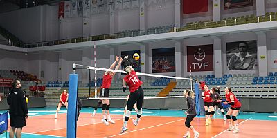 Nilüfer Belediyespor’u Play-off  Heyecanı Sardı