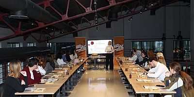 Nilüfer’de Kokuların Dünyasına Yolculuk