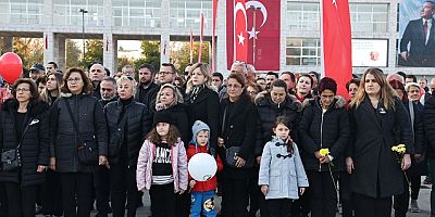 Nilüfer’de Ulu Önder Atatürk Özlemle Anıldı  