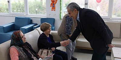 Nilüfer’de Yaşlılar Yeni Yılı Coşkuyla Karşıladı