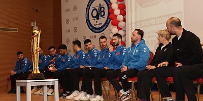 Nilüferli Hentbolcular Gençlerle Buluştu