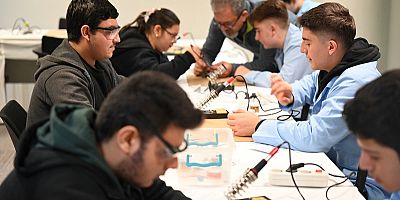 Öğrenciler Bilimle Buluştu