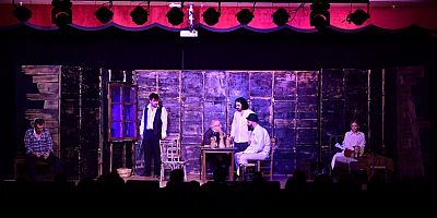 Osmangazi Belediyesi ‘Duvarların Ötesi’ni Sanatseverlerle Buluşturdu