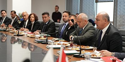 Osmangazi Belediyesi’nde Yıl Sonu Değerlendirme Toplantısı Gerçekleştirildi 