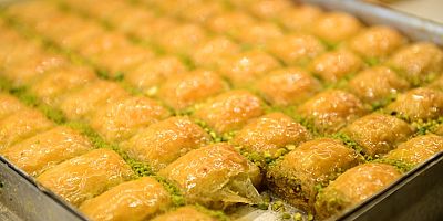 Osmangazi Belediyesi’nden Tatlıcılara Sıkı Denetim