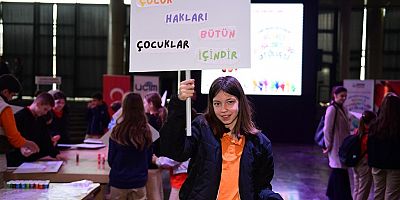 Osmangazi’de Çocuk Hakları Günü Renkli Pankartlarla Kutlandı